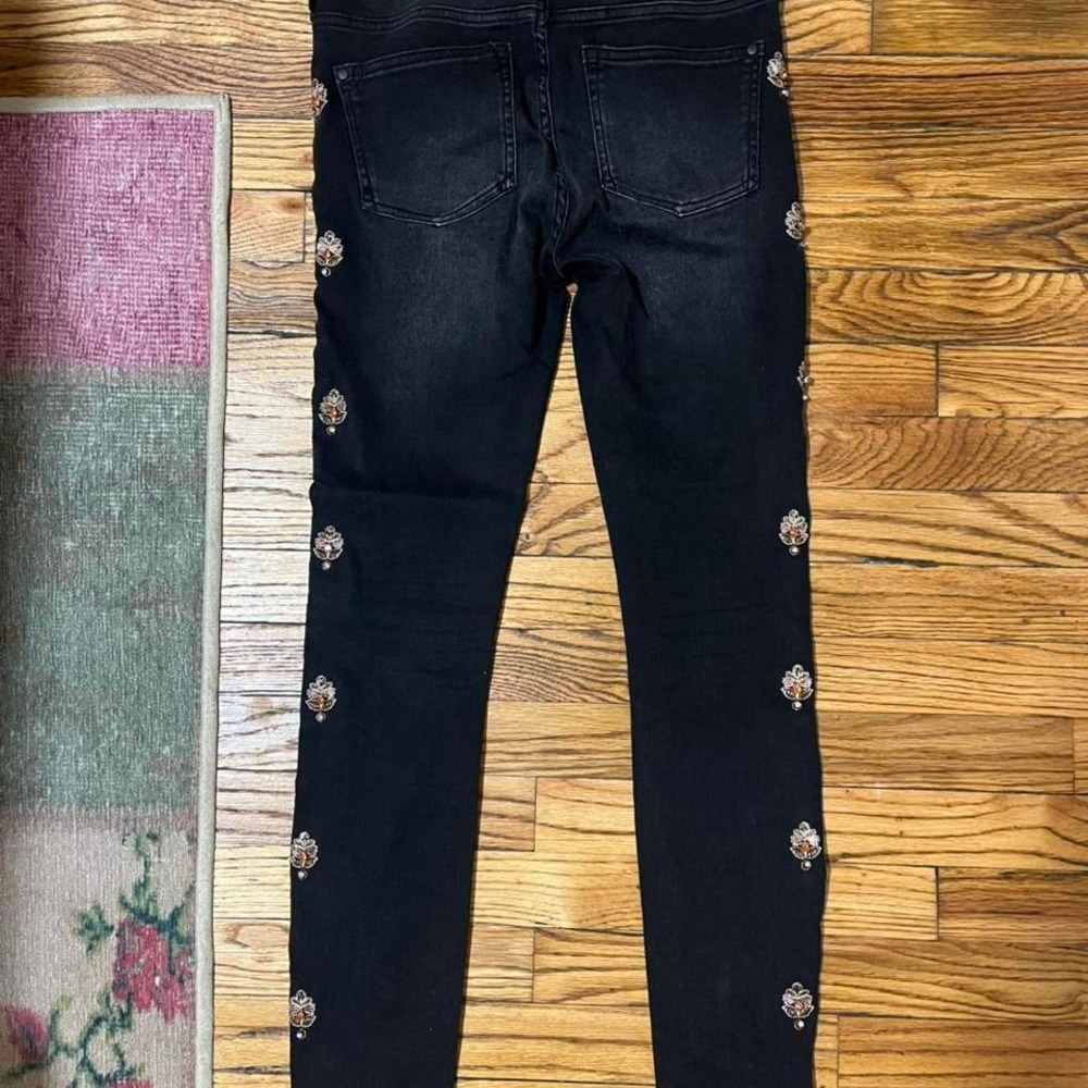 Pilcro Embellished Skinny Jeans - Picture 5 of 5